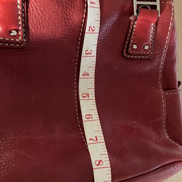 Super Dark Red Leather Fossil Handbag with Multiple Pockets - Picture 9 of 10